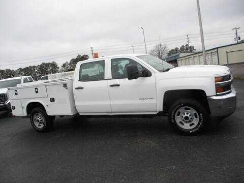 2015 Chevrolet Silverado 2500HD for sale at GOWEN WHOLESALE AUTO in Lawrenceburg TN