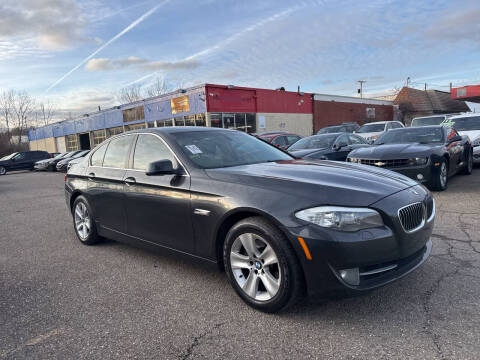 2012 BMW 5 Series 528i