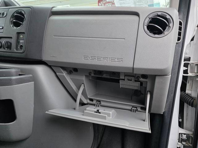 2013 Ford E-Series E-250