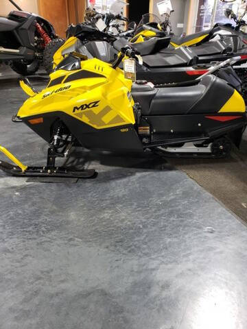 2024 Ski-Doo MXZ X
