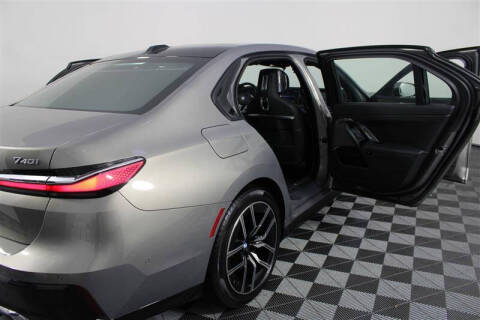 2024 BMW 7 Series 740i