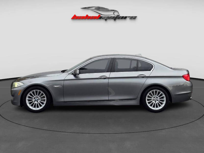 2011 BMW 5 Series 535i