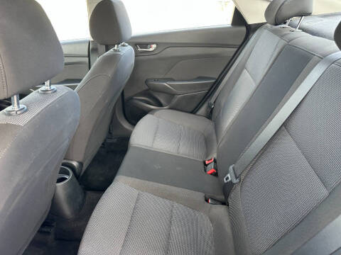 2019 Hyundai Accent SE