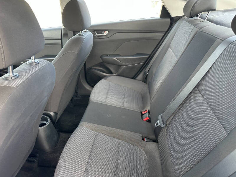 2019 Hyundai Accent SE