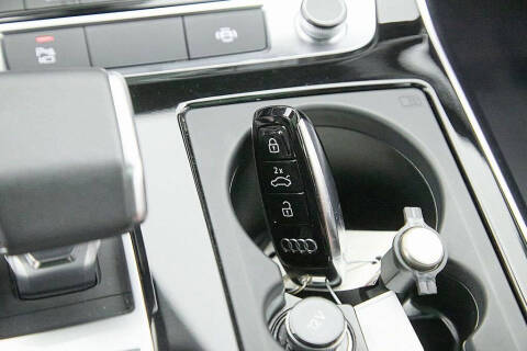 2023 Audi Q8 quattro Premium Plus 55 TFSI