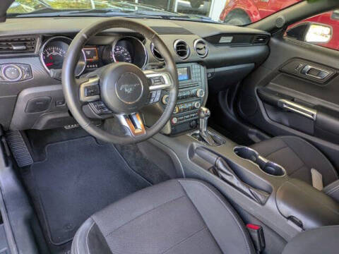2015 Ford Mustang V6