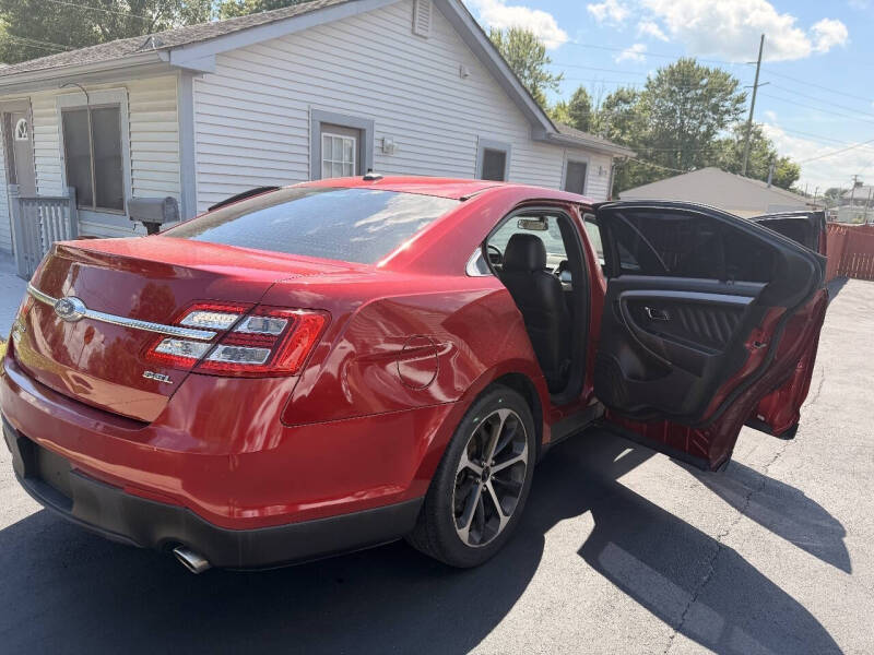 2016 Ford Taurus SEL