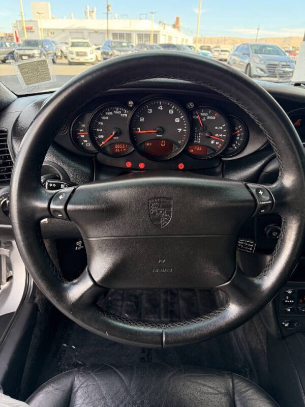 2001 Porsche 911 Carrera