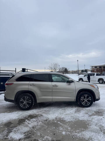 2016 Toyota Highlander XLE