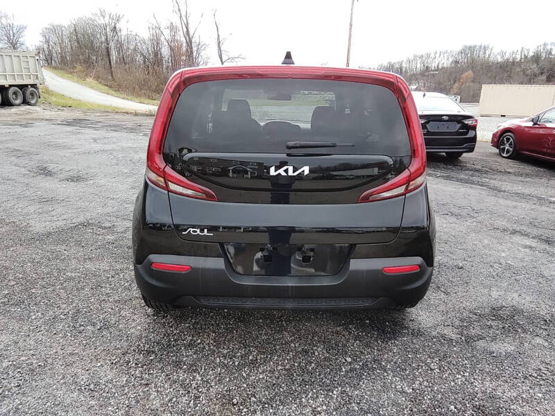2022 Kia Soul LX