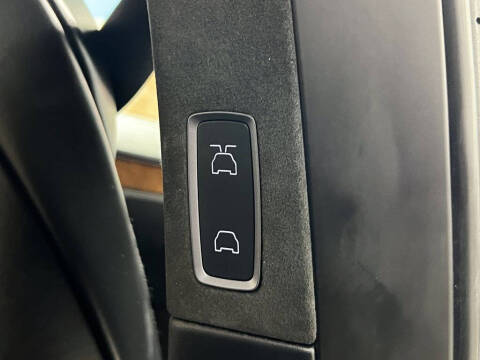 2020 Tesla Model X Long Range