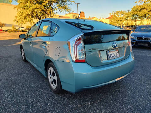 2014 Toyota Prius Three