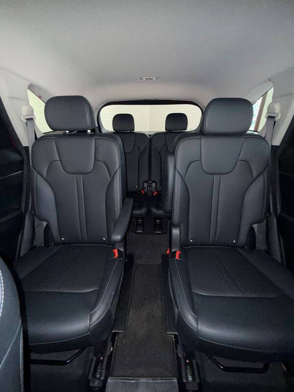 2022 Kia Sorento Hybrid S