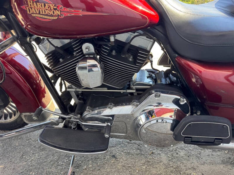 2009 Harley-Davidson FLHTC -