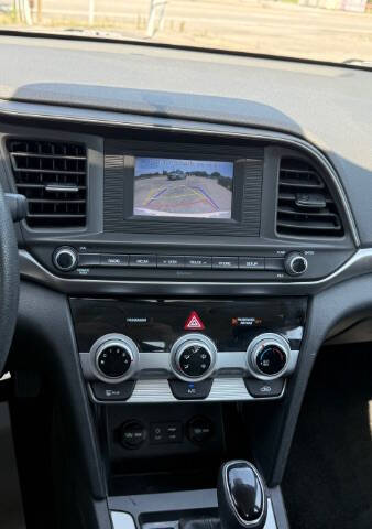 2019 Hyundai Elantra