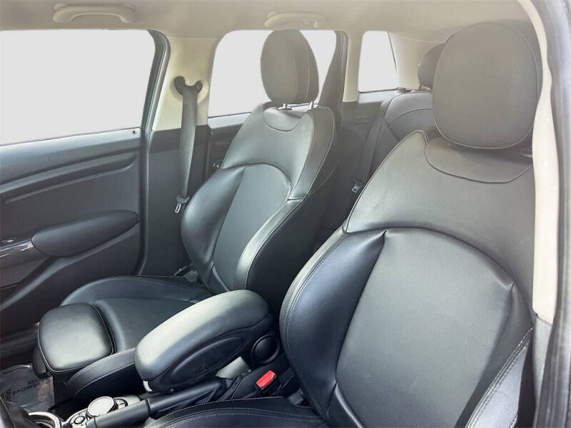 2017 MINI Hardtop 4 Door Cooper