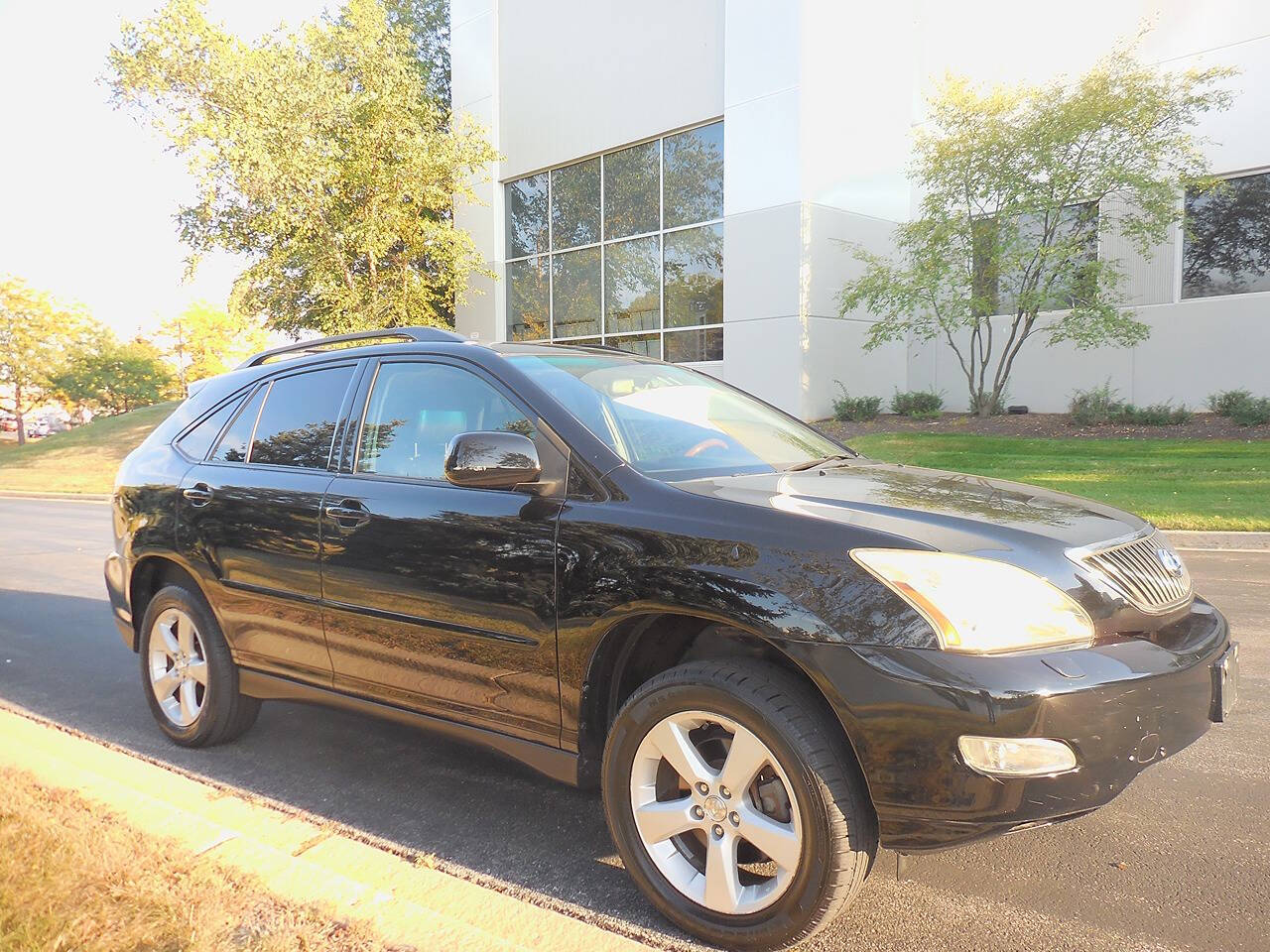 2004 Lexus RX 330 for sale at Genuine Motors in Schaumburg, IL