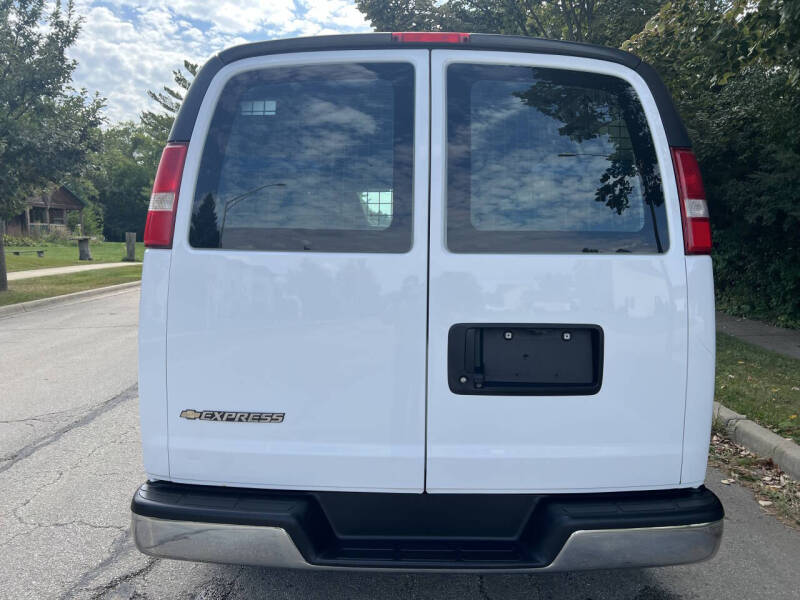 2019 Chevrolet Express 2500