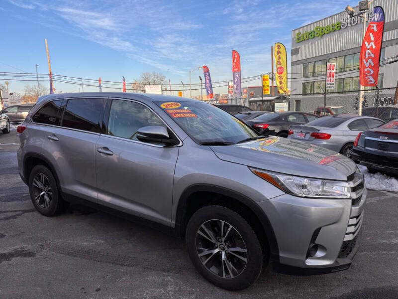 2019 Toyota Highlander for sale at United auto sale LLC in Newark NJ