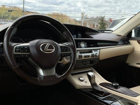 2017 Lexus ES 350