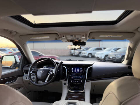 2017 Cadillac Escalade ESV Premium Luxury