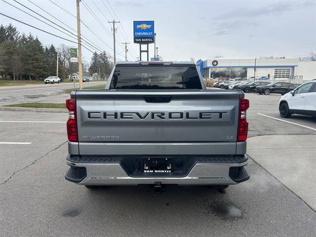 2024 Chevrolet Silverado 1500 LT