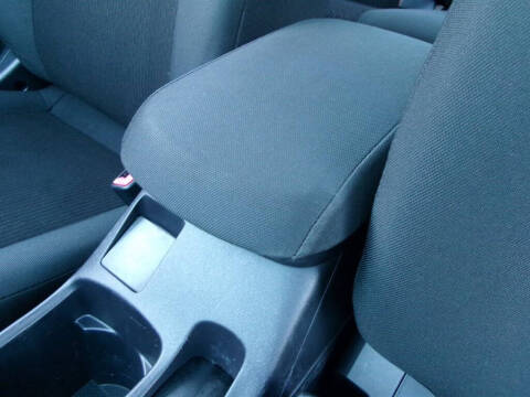 2016 Mitsubishi Lancer ES