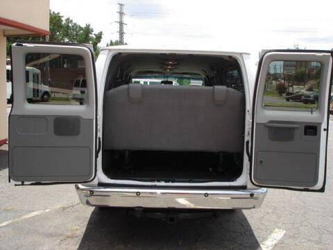 2008 Ford E-Series E-350 SD XLT