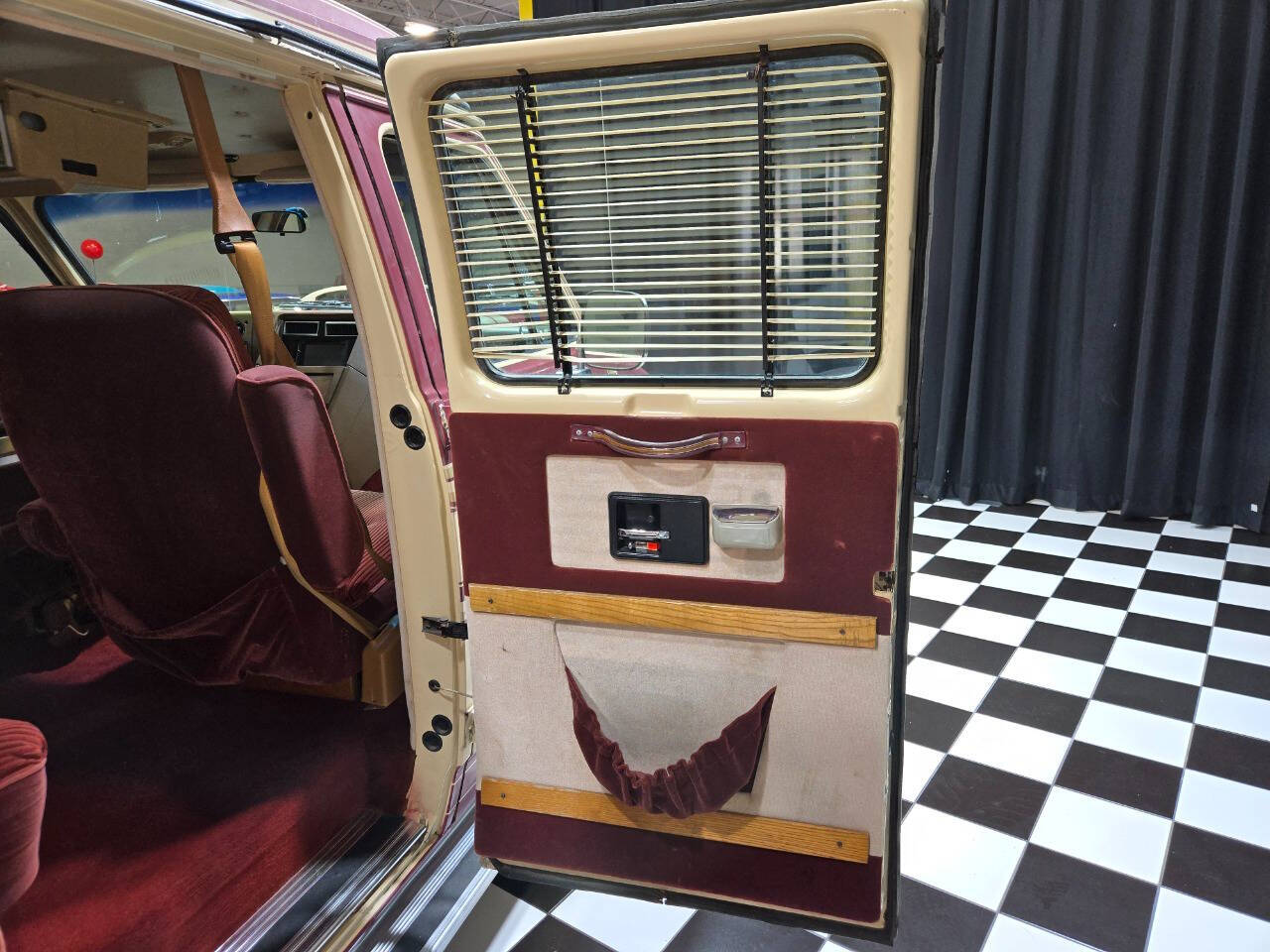 1988 Chevrolet Chevy Van 69