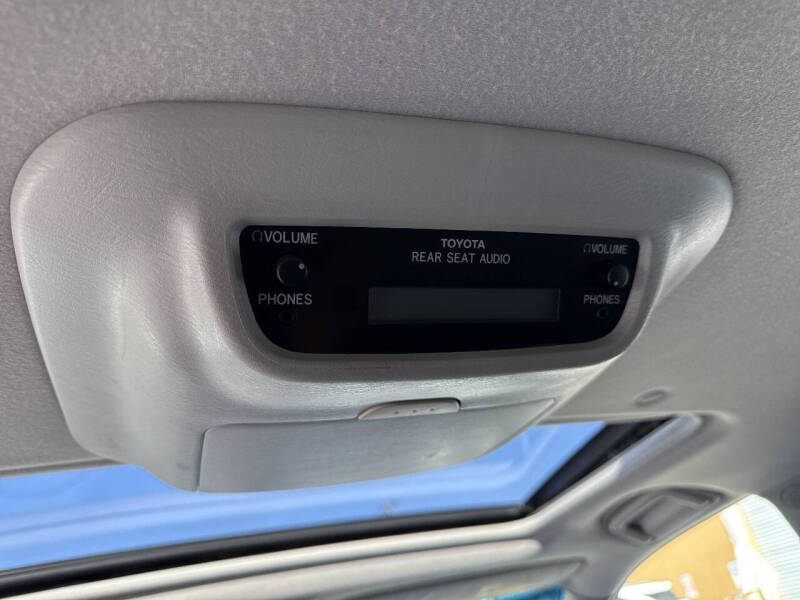 2005 Toyota Sienna XLE 7 Passenger