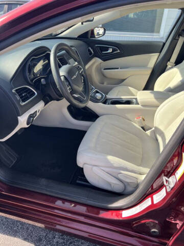 2016 Chrysler 200 Limited