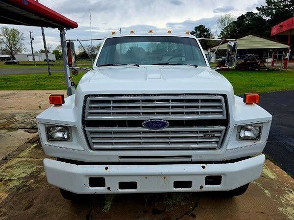 1991 Ford F-800