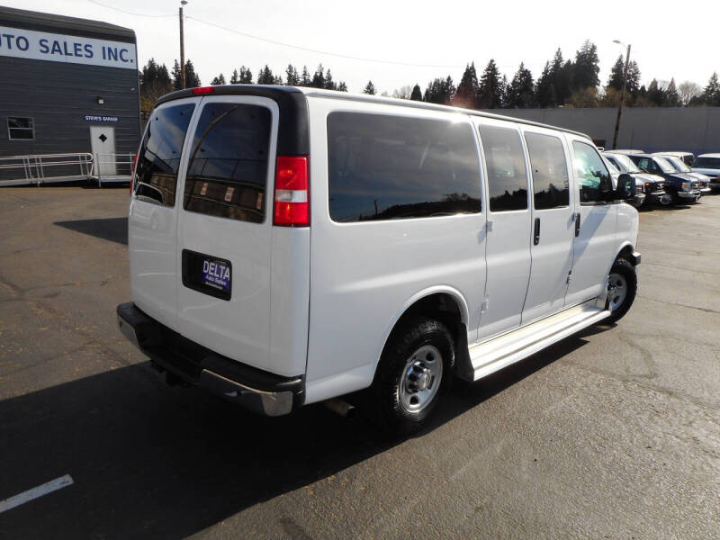 2017 Chevrolet Express LT 3500