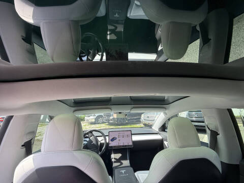 2019 Tesla Model 3 Standard Range Plus