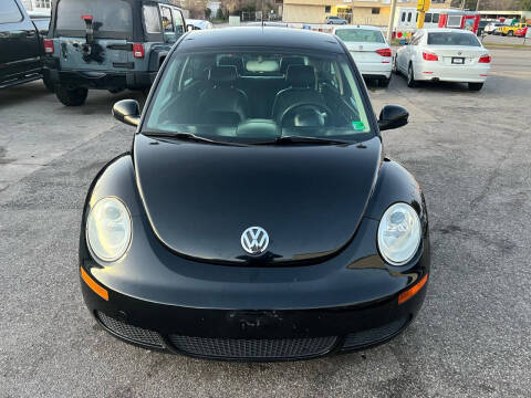 2008 Volkswagen New Beetle S