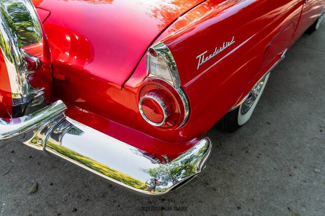 1956 Ford Thunderbird