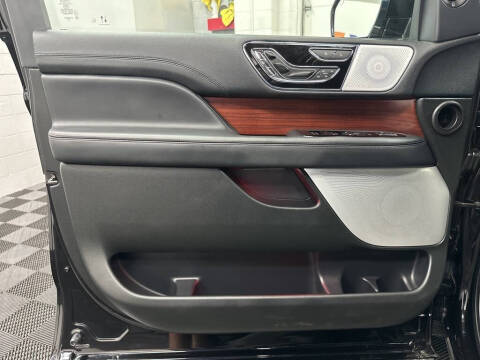 2023 Lincoln Navigator L Reserve