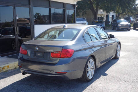 2013 BMW 3 Series 320i