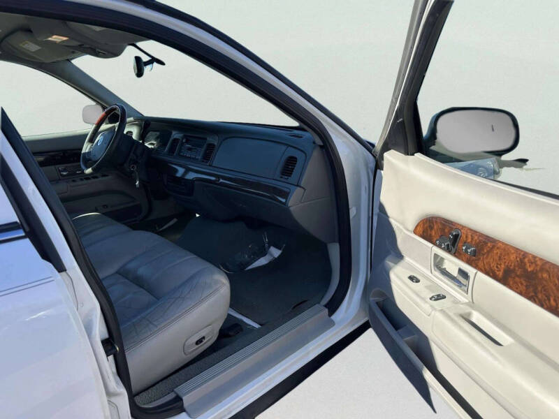 2005 Mercury Grand Marquis LS Premium