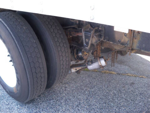 1999 Freightliner FL70