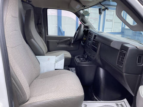 2016 GMC Savana 3500