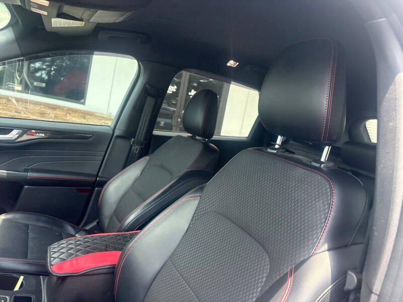2023 Ford Escape ST-Line