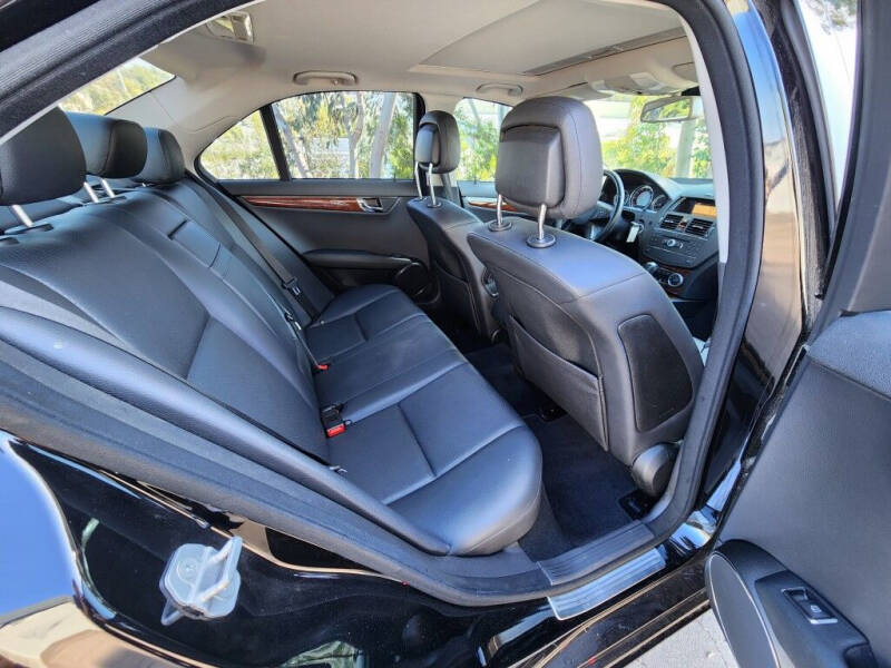 2009 Mercedes-Benz C-Class