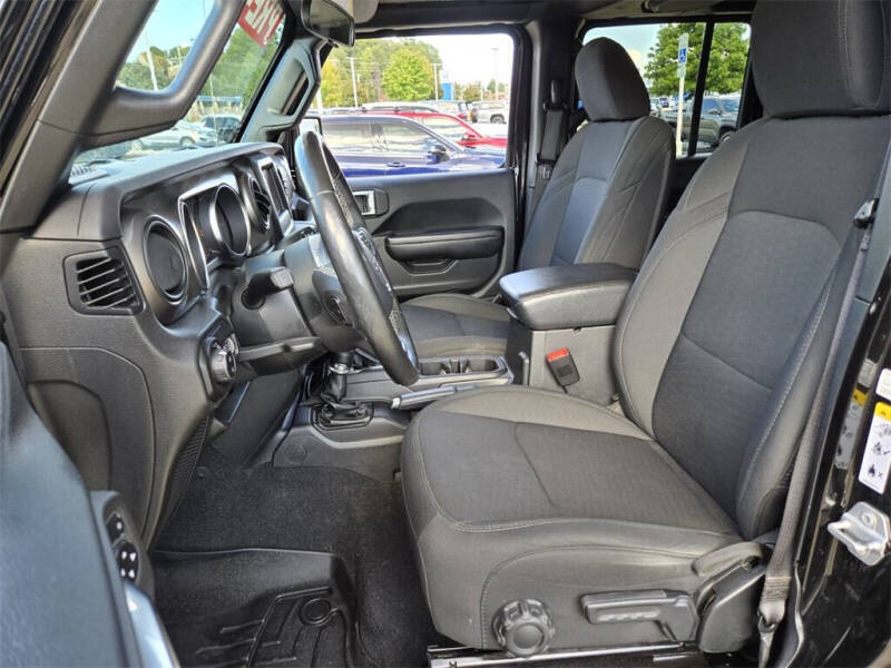 2020 Jeep Gladiator Sport