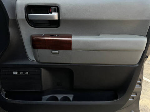 2016 Toyota Sequoia Platinum