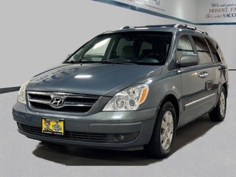 2007 Hyundai Entourage SE