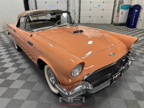 1957 Ford Thunderbird