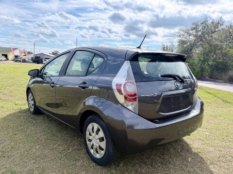 2013 Toyota Prius c Three