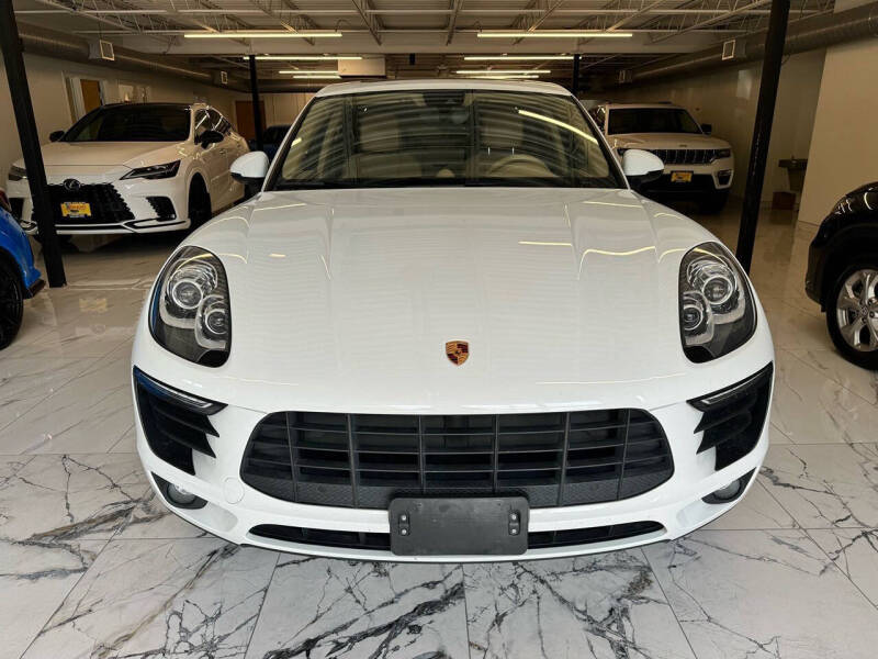 2017 Porsche Macan