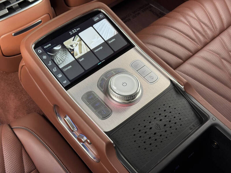 2024 Genesis G90 3.5T e-Supercharger